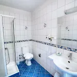 Hotel Forest Gate 3*