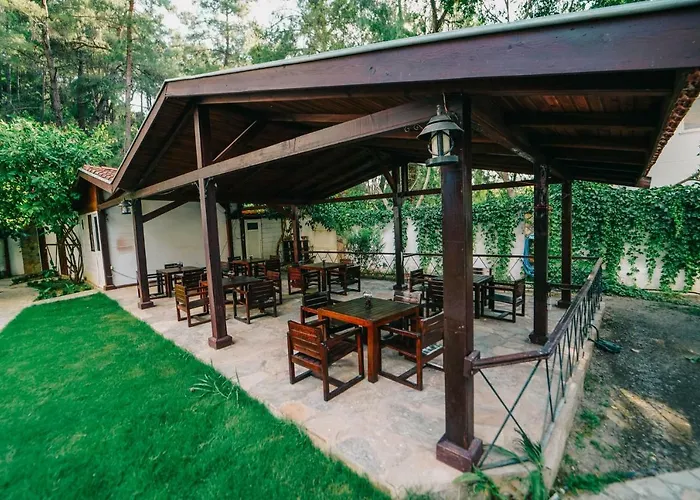 Szálloda Forest Gate 3*